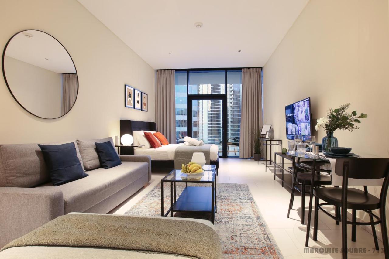 Luxury Studios With Burj Khalifa Or Canal View In Downtown - Marquise Square Tower Дубай Экстерьер фото