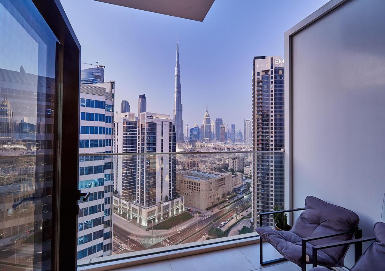 Luxury Studios With Burj Khalifa Or Canal View In Downtown - Marquise Square Tower Дубай Экстерьер фото